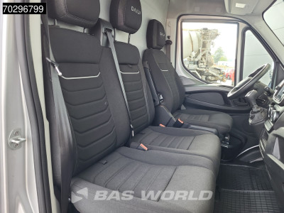 Iveco Daily 35S18 3.0L Automaat L3H2 3,5t Trekhaak 180PK LED ACC Navi Camera APK 08-2026 Euro6 L4H2 Airco Trekhaak foto 12