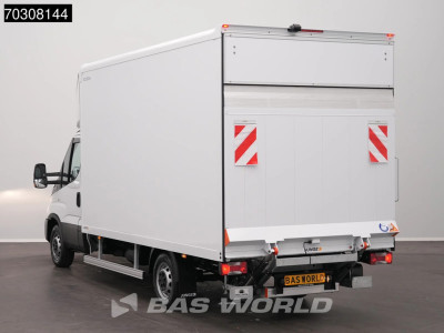 Iveco Daily 35S18 3.0L Automaat Laadklep 180PK Bakwagen ACC Airco Camera CarPlay DHollandia 3,5t Trekgewicht Euro6 Meubelbak Koffer Airco 2