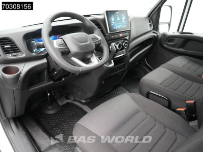 Iveco Daily 35S18 3.0L Automaat Laadklep 180PK Bakwagen ACC Airco Camera CarPlay DHollandia 3,5t Trekgewicht Euro6 Meubelbak Koffer Airco foto 3