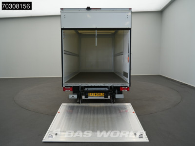 Iveco Daily 35S18 3.0L Automaat Laadklep 180PK Bakwagen ACC Airco Camera CarPlay DHollandia 3,5t Trekgewicht Euro6 Meubelbak Koffer Airco foto 8