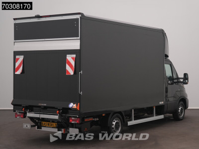 Iveco Daily 35S18 3.0L Automaat Laadklep 180PK Bakwagen ACC Airco Camera CarPlay Stoelverwarming Euro6 Meubelbak Koffer Airco foto 2
