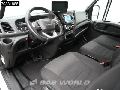 Iveco Daily 35S18 3.0L Automaat Laadklep Bakwagen LED Navi Airco Cruise Camera Euro6 Meubelbak Koffer Airco 3