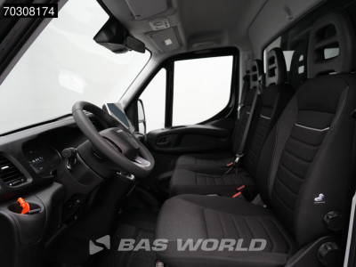 Iveco Daily 35S18 3.0L Automaat Laadklep Zijdeur Bakwagen ACC Airco CarPlay DHollandia 3,5t Trekgewicht Euro6 Meubelbak Koffer Airco foto 18
