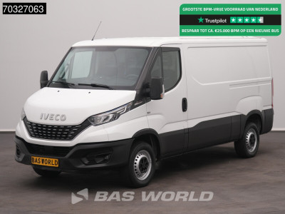 Iveco Daily 35S18 3.0L Automaat Laag Dak L2H1 3,5t Trekhaak Navi LED Airco Cruise Camera Werkplaatsinrichting Euro6 L2 Airco Trekhaak Cruise control