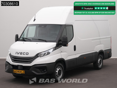Iveco Daily 35S18 3.0L Hoog Dak Automaat L2H3 3,5t Trekhaak 180PK LED ACC Navi Airco Camera CarPlay Parkeersensoren Euro6 L2 Airco Trekhaak