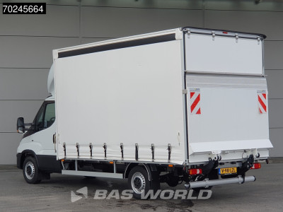 Iveco Daily 35S18 3.0L Laadklep 180PK Schuifzeilen Airco Cruise Bakwagen Euro6 Meubelbak Zeilenwagen Schuifzeil Plane 22m3 Airco Cruise control foto 2