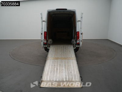 Iveco Daily 35S18 Automaat L2H2 Laadbrug Oprijplaat AC/Climate Camera 3,5t Trekhaak LED Euro6 Airco Trekhaak Cruise control foto 8