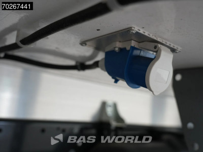 Iveco Daily 35S18 BPM VRIJ! 3.0L Laadklep Koelwagen Vriezer Thermoking V-200 MAX -18 230v stekker LED Navi Airco ACC Koel Koeler Kühler Kühlwagen Kühlkoffer Vries Frigo Bakwagen 18m3 Airco foto 14