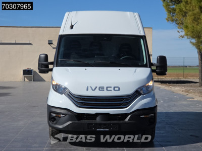 Iveco Daily 35S18 Nuevo - 3.0L - Automático - 180CV - L2H2 - ACC - Aire Acondicionado - Camera Tresera - CarPlay - Sensor de aparcamiento - Euro6 - L2 Airco foto 6