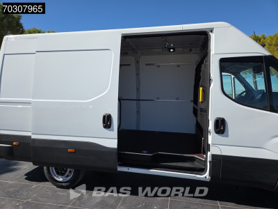 Iveco Daily 35S18 Nuevo - 3.0L - Automático - 180CV - L2H2 - ACC - Aire Acondicionado - Camera Tresera - CarPlay - Sensor de aparcamiento - Euro6 - L2 Airco foto 9