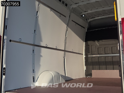 Iveco Daily 35S18 Nuevo - 3.0L - Automático - 180CV - L2H2 - ACC - Aire acondicionado - Camara trasera - Sensor de aparcamiento - CarPlay - Euro6 - L2 Airco 11