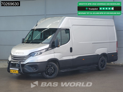 Iveco Daily 35S21 210PK 3.0L Black Edition 2025 model ACC LED Trekhaak Camera Navi 12m3 Airco Trekhaak