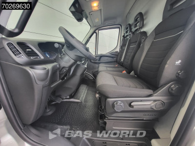 Iveco Daily 35S21 210PK 3.0L Black Edition 2025 model ACC LED Trekhaak Camera Navi 12m3 Airco Trekhaak foto 11
