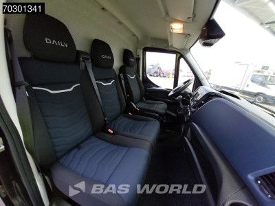 Iveco Daily 35S21 3.0L Automaat 210PK 3,5t Trekhaak LED Navi Airco Cruise Euro6 L2 Airco Trekhaak Cruise control foto 13