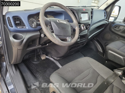 Iveco Daily 35S21 3.0L Automaat 210PK L2H1 3,5t Trekhaak Navi Airco Cruise Camera Parkeersensoren Euro6 Laag Dak L2 Airco Trekhaak Cruise control foto 14