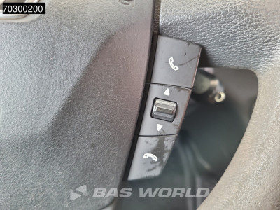Iveco Daily 35S21 3.0L Automaat 210PK L2H1 3,5t Trekhaak Navi Airco Cruise Camera Parkeersensoren Euro6 Laag Dak L2 Airco Trekhaak Cruise control foto 19