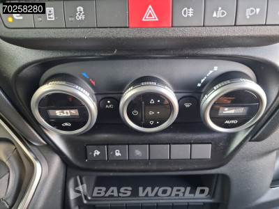 Iveco Daily 35S21 3.0L Automaat 210PK L2H2 2025-Model 3,5t Trekvermogen ACC LED CarPlay Camera Parkeersensoren Euro6 L2 12m3 Airco foto 12