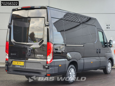 Iveco Daily 35S21 3.0L Automaat 210PK L2H2 2025-Model 3,5t Trekvermogen ACC LED CarPlay Camera Parkeersensoren Velgen Euro6 L2 12m3 Airco foto 2