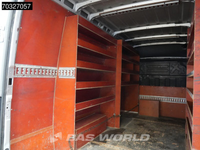 Iveco Daily 35S21 3.0L Automaat L2H2 3,5t Trekhaak 210PK Navi Airco Cruise Camera Werkplaatsinrichting Parkeersensoren Imperiaal Velgen Euro6 L2 Airco Trekhaak Cruise control 11