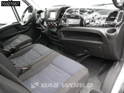 Iveco Daily 35S21 3.0L Automaat L2H2 3,5t Trekhaak 210PK Navi Airco Cruise Camera Werkplaatsinrichting Parkeersensoren Imperiaal Velgen Euro6 L2 Airco Trekhaak Cruise control 15