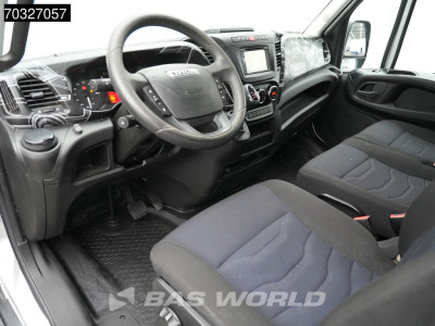 Iveco Daily 35S21 3.0L Automaat L2H2 3,5t Trekhaak 210PK Navi Airco Cruise Camera Werkplaatsinrichting Parkeersensoren Imperiaal Velgen Euro6 L2 Airco Trekhaak Cruise control 3