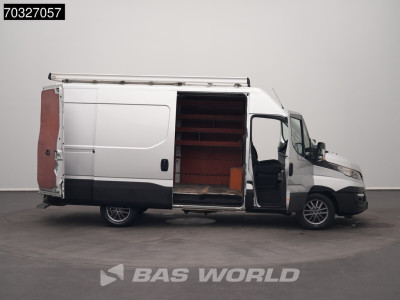 Iveco Daily 35S21 3.0L Automaat L2H2 3,5t Trekhaak 210PK Navi Airco Cruise Camera Werkplaatsinrichting Parkeersensoren Imperiaal Velgen Euro6 L2 Airco Trekhaak Cruise control 7