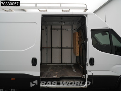 Iveco Daily 35S21 3.0L Automaat L2H2 3,5t Trekhaak Navi Airco Cruise Camera Imperiaal Euro6 L2 Airco Trekhaak Cruise control foto 9