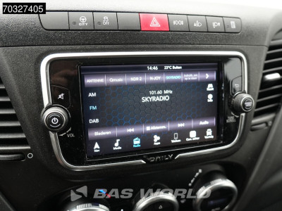 Iveco Daily 35S21 3.0L Automaat L2H2 LED ACC Navi 3,5t Trekhaak Airco Camera Velgen Euro6 L2 Airco Trekhaak 19