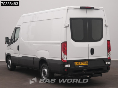 Iveco Daily 35S21 3.0L L2H2 3,5t Trekhaak Cruise Control L2 Trekhaak Cruise control foto 6
