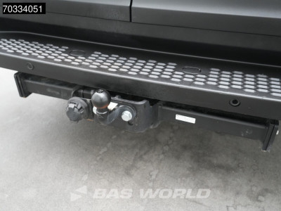 Iveco Daily 35S21 3.0L Special Edition Automaat L2H2 3,5t Trekhaak 210PK LED Navi Airco Cruise Camera CarPlay Parkeersensoren Stoelverwarming LM Velgen Euro6 L2 Airco Trekhaak foto 13