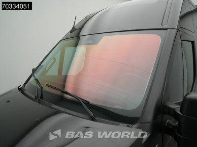 Iveco Daily 35S21 3.0L Special Edition Automaat L2H2 3,5t Trekhaak 210PK LED Navi Airco Cruise Camera CarPlay Parkeersensoren Stoelverwarming LM Velgen Euro6 L2 Airco Trekhaak foto 15
