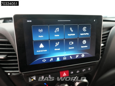 Iveco Daily 35S21 3.0L Special Edition Automaat L2H2 3,5t Trekhaak 210PK LED Navi Airco Cruise Camera CarPlay Parkeersensoren Stoelverwarming LM Velgen Euro6 L2 Airco Trekhaak foto 18