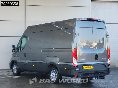 Iveco Daily 35S21 Automaat 210PK L2H2 3,5t Trekhaak ACC LED CarPlay LM-Velgen Camera Parkeersensoren Tacho Euro6 L2 12m3 Airco Trekhaak foto 5