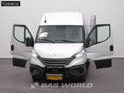 Iveco Daily 35S21 BPM VRIJ! 210PK 3.0L Automaat 2025 Black Edition model L2H2 ACC LED Tacho CarPlay Velgen Camera 12m3 Airco Trekhaak foto 13