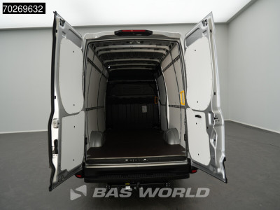 Iveco Daily 35S21 BPM VRIJ! 210PK 3.0L Automaat 2025 Black Edition model L2H2 ACC LED Tacho CarPlay Velgen Camera 12m3 Airco Trekhaak foto 5