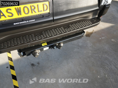 Iveco Daily 35S21 BPM VRIJ! 210PK 3.0L Automaat 2025 Black Edition model L2H2 ACC LED Tacho CarPlay Velgen Camera 12m3 Airco Trekhaak foto 9