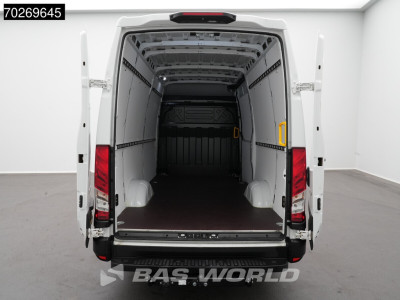 Iveco Daily 35S21 BPM VRIJ! 210PK 3.0L Automaat L2H2 Trekhaak Tacho ACC LED CarPlay Velgen Camera 12m3 Airco Trekhaak foto 9