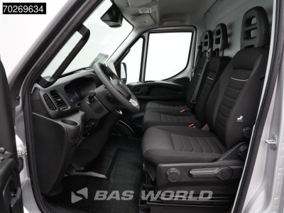 Iveco Daily 35S21 BPM VRIJ! 3.0L Automaat 210PK 3,5t Trekhaak ACC LED Camera Parkeersensoren Tacho Euro6 L2 12m3 Airco Trekhaak foto 3