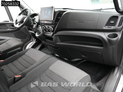 Iveco Daily 35S21 BPM VRIJ! 3.0L Automaat 210PK L3H2 2025-Model 3,5t Trekvermogen ACC LED CarPlay Camera Parkeersensoren Velgen 16m3 Euro6 L4H2 16m3 Airco foto 13