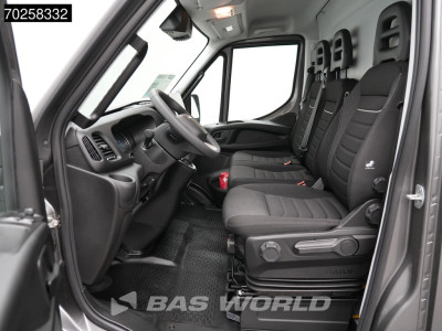 Iveco Daily 35S21 BPM VRIJ! 3.0L Automaat 210PK L3H2 2025-Model 3,5t Trekvermogen ACC LED CarPlay Camera Parkeersensoren Velgen 16m3 Euro6 L4H2 16m3 Airco foto 3