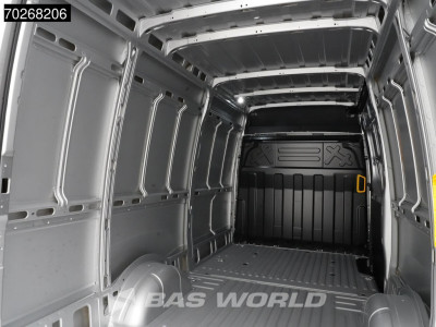 Iveco Daily 35S21 BPM VRIJ! 3.0L Automaat L2H2 Black Edition LED ACC Airco Camera 3,5t Trekgewicht Parkeersensoren L3 12m3 Airco foto 10