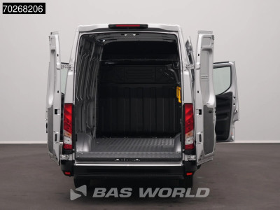 Iveco Daily 35S21 BPM VRIJ! 3.0L Automaat L2H2 Black Edition LED ACC Airco Camera 3,5t Trekgewicht Parkeersensoren L3 12m3 Airco foto 5