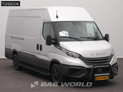 Iveco Daily 35S21 BPM VRIJ! 3.0L Automaat L2H2 Black Edition LED ACC Airco Camera 3,5t Trekgewicht Parkeersensoren L3 12m3 Airco foto 6