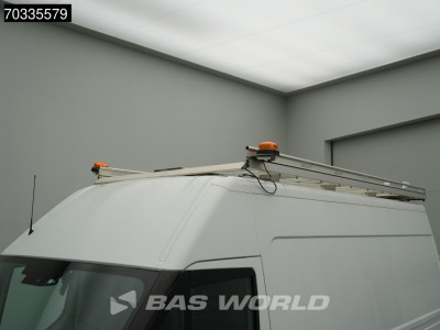 Iveco Daily 50C18 3.0L Automaat L2H2 3.5t Trekhaak 180PK DubbelLucht Airco Imperiaal Ladder Camera Euro6 L2 Airco Trekhaak Cruise control foto 15