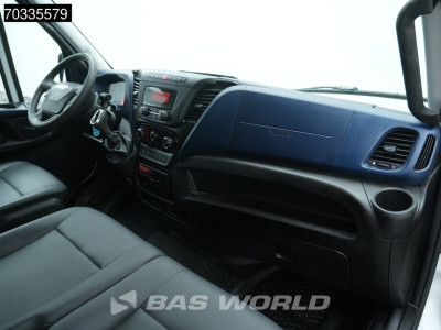 Iveco Daily 50C18 3.0L Automaat L2H2 3.5t Trekhaak 180PK DubbelLucht Airco Imperiaal Ladder Camera Euro6 L2 Airco Trekhaak Cruise control foto 18