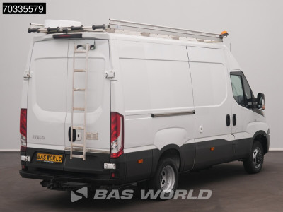 Iveco Daily 50C18 3.0L Automaat L2H2 3.5t Trekhaak 180PK DubbelLucht Airco Imperiaal Ladder Camera Euro6 L2 Airco Trekhaak Cruise control foto 2