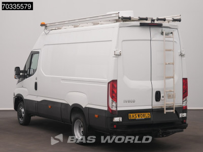 Iveco Daily 50C18 3.0L Automaat L2H2 3.5t Trekhaak 180PK DubbelLucht Airco Imperiaal Ladder Camera Euro6 L2 Airco Trekhaak Cruise control foto 6