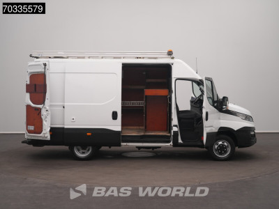 Iveco Daily 50C18 3.0L Automaat L2H2 3.5t Trekhaak 180PK DubbelLucht Airco Imperiaal Ladder Camera Euro6 L2 Airco Trekhaak Cruise control foto 7