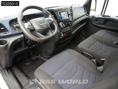 Iveco Daily 50C18 3.0L Automaat L2H2 Dubbellucht 3,5t Trekhaak LED Airco Cruise Camera Euro6 L2 Airco Trekhaak Cruise control 3