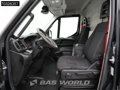 Iveco Daily 50C18 3.0L Dubbellucht L2H2 Airco Cruise Parkeersensoren 3,5t Trekgewicht Euro6 L2 Airco Cruise control 13